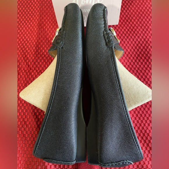 ⭐️Michael Kors Women's Black Loafers - Picture 8 of 15